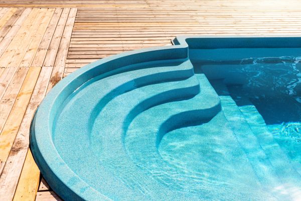 Fiberglass Pool Repair Service